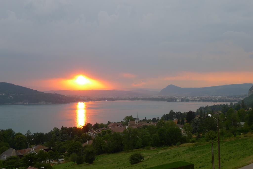Le Clos Du Lac - Location De Chambres Veyrier-du-Lac Dış mekan fotoğraf